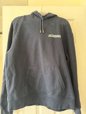 Navy Men’s Jacquemus sweatshirt in size medium